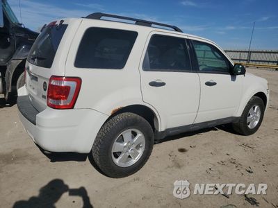 Trzecie zdjęcie samochodu z tyłu: 2011 FORD ESCAPE XLT VIN:1FMCU9DG6BKB03276 - miniatura