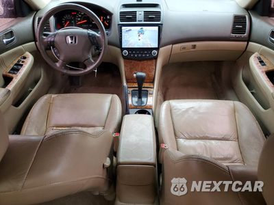 Zdjęcie 8 z 14 samochodu: 2004 HONDA ACCORD EX VIN:1HGCM66854A100713 - miniatura