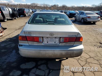 Zdjęcie 6 z 14 samochodu: 2001 TOYOTA CAMRY CE VIN:4T1BG22K01U061854 - miniatura