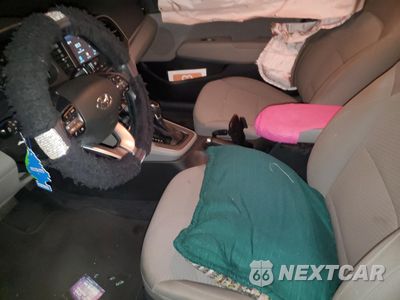 Zdjęcie 7 z 12 samochodu: 2020 HYUNDAI ELANTRA SEL VIN:5NPD84LF4LH515804 - miniatura