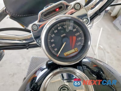 Zdjęcie 7 z 9 samochodu: 2006 HARLEY-DAVIDSON XL1200 C VIN:1HD1CGP186K421835 - miniatura