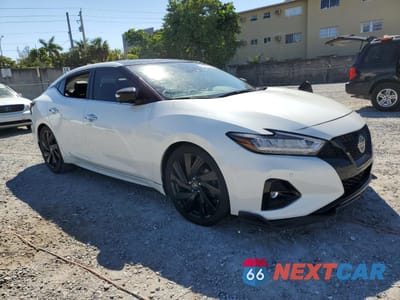 Czwarte zdjęcie samochodu z boku: 2021 NISSAN MAXIMA PLATINUM VIN:1N4AA6FV3MC503166 - miniatura