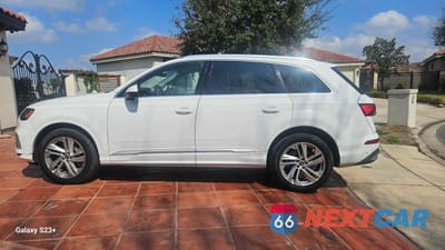 Piąte zdjęcie samochodu w środku: 2023 AUDI Q7 PREMIUM PLUS VIN:WA1LXBF74PD010293 - miniatura