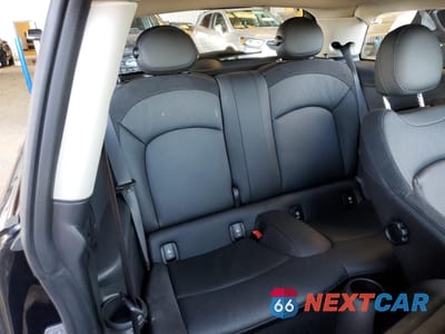 Zdjęcie 10 z 12 samochodu: 2023 MINI COOPER SE VIN:WMW13DJ01P2U09041 - miniatura