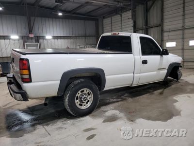 Trzecie zdjęcie samochodu z tyłu: 2004 GMC SIERRA K2500 HEAVY DUTY VIN:1GTHK24U44E175124 - miniatura