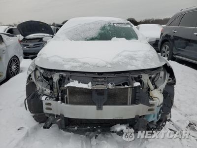 Piąte zdjęcie samochodu w środku: 2018 CHEVROLET MALIBU LT VIN:1G1ZD5ST1JF278820 - miniatura