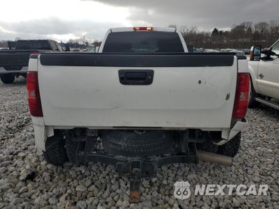 Zdjęcie 6 z 13 samochodu: 2013 GMC SIERRA K2500 HEAVY DUTY VIN:1GT12ZC85DF238465 - miniatura
