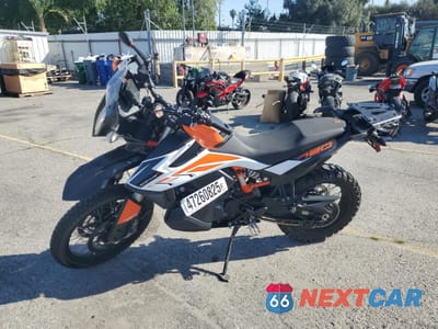 Trzecie zdjęcie samochodu z tyłu: 2019 KTM 790 ADVENTURE R VIN:VBKTR3407KM764923 - miniatura