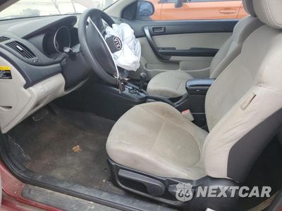 Zdjęcie 7 z 12 samochodu: 2010 KIA FORTE EX VIN:KNAFU6A28A5132927 - miniatura