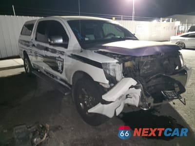 Czwarte zdjęcie samochodu z boku: 2011 NISSAN TITAN S VIN:1N6AA0EDXBN306073 - miniatura