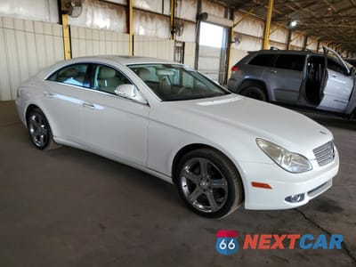 Czwarte zdjęcie samochodu z boku: 2006 MERCEDES-BENZ CLS 500C VIN:WDDDJ75X76A041506 - miniatura