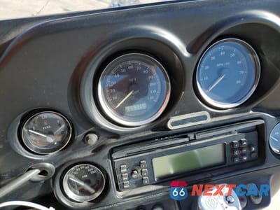 Zdjęcie 7 z 8 samochodu: 2008 HARLEY-DAVIDSON FLHTCUI VIN:1HD1FC4158Y612309 - miniatura