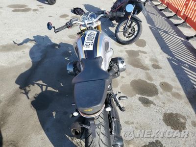 Zdjęcie 6 z 10 samochodu: 2018 BMW R NINE T VIN:WB10J0300JZ698368 - miniatura