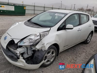 2015 NISSAN LEAF S 1N4AZ0CPXFC305179 - główne zdjęcie licytacji z USA - miniatura