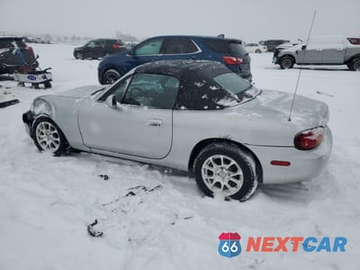 Drugie zdjęcie samochodu z przodu: 1999 MAZDA MX-5 MIATA VIN:JM1NB3531X0115463 - miniatura