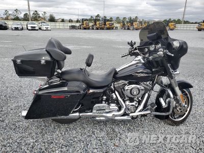 2010 HARLEY-DAVIDSON FLHX 1HD1KB41XAB674688 - główne zdjęcie licytacji z USA - miniatura