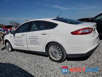 Drugie zdjęcie samochodu z przodu: 2015 FORD FUSION S HYBRID VIN:3FA6P0UU3FR106217 - miniatura