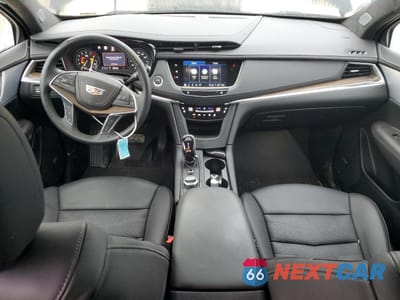 Zdjęcie 8 z 14 samochodu: 2024 CADILLAC XT5 PLATINUM PREMIUM LUXURY VIN:1GYKNFRS5RZ744861 - miniatura
