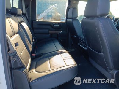 Zdjęcie 11 z 13 samochodu: 2021 CHEVROLET SILVERADO K3500 HIGH COUNTRY VIN:1GC4YVEY2MF137112 - miniatura
