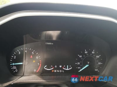 Zdjęcie 9 z 13 samochodu: 2021 FORD ESCAPE SE VIN:1FMCU0G64MUA66122 - miniatura