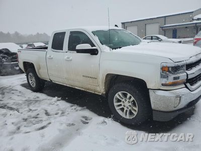 Czwarte zdjęcie samochodu z boku: 2019 CHEVROLET SILVERADO LD K1500 LT VIN:2GCVKPEC5K1168686 - miniatura