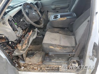Zdjęcie 7 z 12 samochodu: 2007 CHEVROLET SILVERADO K1500 VIN:2GCEK19C271695177 - miniatura