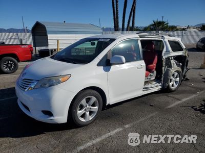 2015 TOYOTA SIENNA LE 5TDKK3DC0FS614089 - główne zdjęcie licytacji z USA - miniatura
