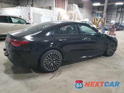 Trzecie zdjęcie samochodu z tyłu: 2023 MERCEDES-BENZ CLA 250 4MATIC VIN:W1K5J4HB1PN415668 - miniatura