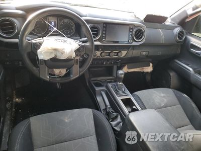 Zdjęcie 9 z 16 samochodu: 2020 TOYOTA TACOMA DOUBLE CAB VIN:3TMDZ5BN7LM085319 - miniatura