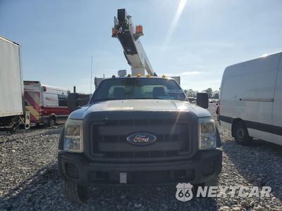 Piąte zdjęcie samochodu w środku: 2013 FORD F450 SUPER DUTY VIN:1FDUF4GY6DEB14639 - miniatura