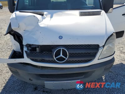Zdjęcie 14 z 15 samochodu: 2013 MERCEDES-BENZ SPRINTER 2500 VIN:WD3PE8CCXD5726312 - miniatura
