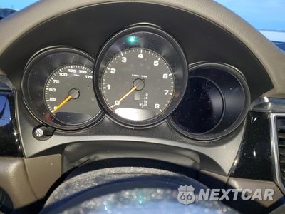 Zdjęcie 9 z 13 samochodu: 2018 PORSCHE MACAN VIN:WP1AA2A59JLB18974 - miniatura