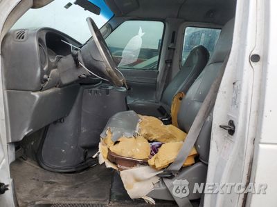Zdjęcie 7 z 13 samochodu: 2003 FORD ECONOLINE CARGO E-25 VIN:1FTNE24263HB98894 - miniatura
