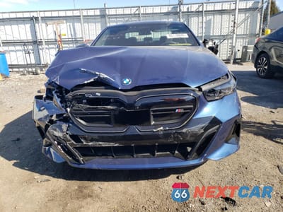 Piąte zdjęcie samochodu w środku: 2024 BMW I5 M60 VIN:WBY43FK03RCN94960 - miniatura