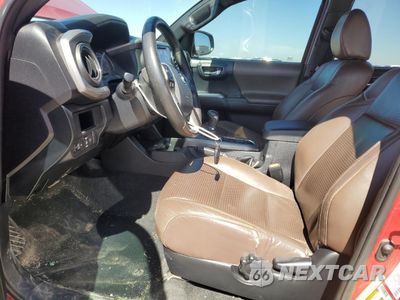 Zdjęcie 7 z 15 samochodu: 2018 TOYOTA TACOMA DOUBLE CAB VIN:3TMGZ5AN9JM167807 - miniatura