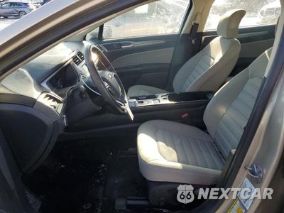Zdjęcie 7 z 12 samochodu: 2017 FORD FUSION S VIN:3FA6P0G71HR411322 - miniatura