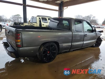 Trzecie zdjęcie samochodu z tyłu: 2001 GMC NEW SIERRA C1500 VIN:2GTEC19V011321866 - miniatura