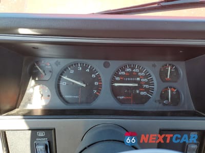 Zdjęcie 9 z 14 samochodu: 1992 JEEP CHEROKEE LAREDO VIN:1J4FJ58S3NL197689 - miniatura