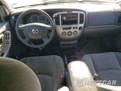 Zdjęcie 8 z 15 samochodu: 2003 MAZDA TRIBUTE LX VIN:4F2YZ941X3KM52191 - miniatura