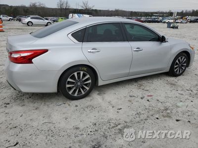 Trzecie zdjęcie samochodu z tyłu: 2017 NISSAN ALTIMA 2.5 VIN:1N4AL3APXHC288411 - miniatura