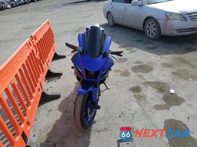 Drugie zdjęcie samochodu z przodu: 2024 YAMAHA YZFR7 VIN:JYARM38Y8RA002430 - miniatura
