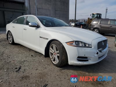 Czwarte zdjęcie samochodu z boku: 2015 JAGUAR XJL PORTFOLIO VIN:SAJWA2GZ5F8V80879 - miniatura