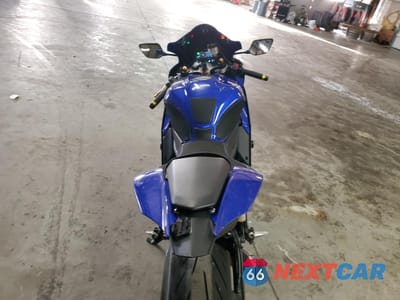 Zdjęcie 6 z 10 samochodu: 2022 YAMAHA YZFR7 VIN:JYARM38E3NA000777 - miniatura
