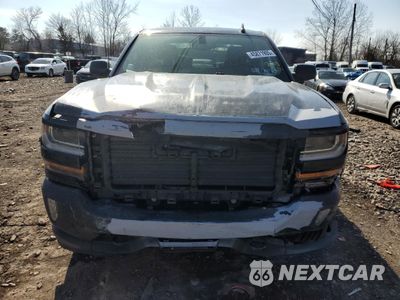 Piąte zdjęcie samochodu w środku: 2018 CHEVROLET SILVERADO K1500 LT VIN:1GCVKREC3JZ118046 - miniatura