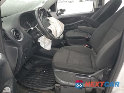 Zdjęcie 7 z 13 samochodu: 2020 MERCEDES-BENZ METRIS VIN:WD3PG3EA2L3665119 - miniatura