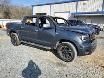 Czwarte zdjęcie samochodu z boku: 2010 TOYOTA TUNDRA CREWMAX LIMITED VIN:5TFHW5F13AX107700 - miniatura