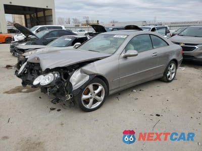 2005 MERCEDES-BENZ CLK 320C WDBTJ65J85F166350 - główne zdjęcie licytacji z USA - miniatura