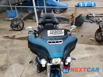 Piąte zdjęcie samochodu w środku: 2020 HARLEY-DAVIDSON FLHTCUTG VIN:1HD1MAF15LB858909 - miniatura