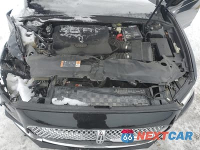 Zdjęcie 11 z 12 samochodu: 2017 LINCOLN CONTINENTAL RESERVE VIN:1LN6L9NC6H5611475 - miniatura