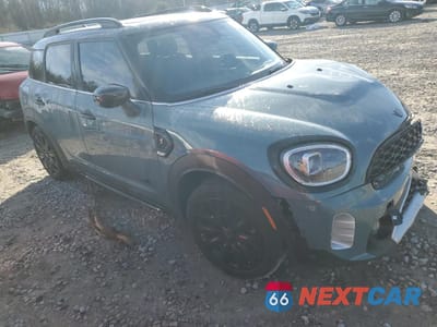 Czwarte zdjęcie samochodu z boku: 2024 MINI COOPER S COUNTRYMAN ALL4 VIN:WMZ83BR08R3S05750 - miniatura